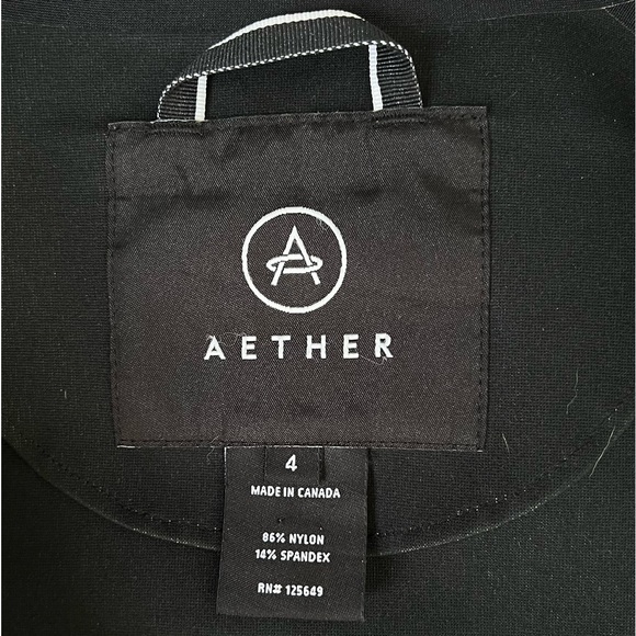 Aether Apparel Navy Technical Rain Jacket Coat Size XL (4) - Picture 5 of 6